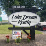 Lonnie Carter of Lake Dream Realty