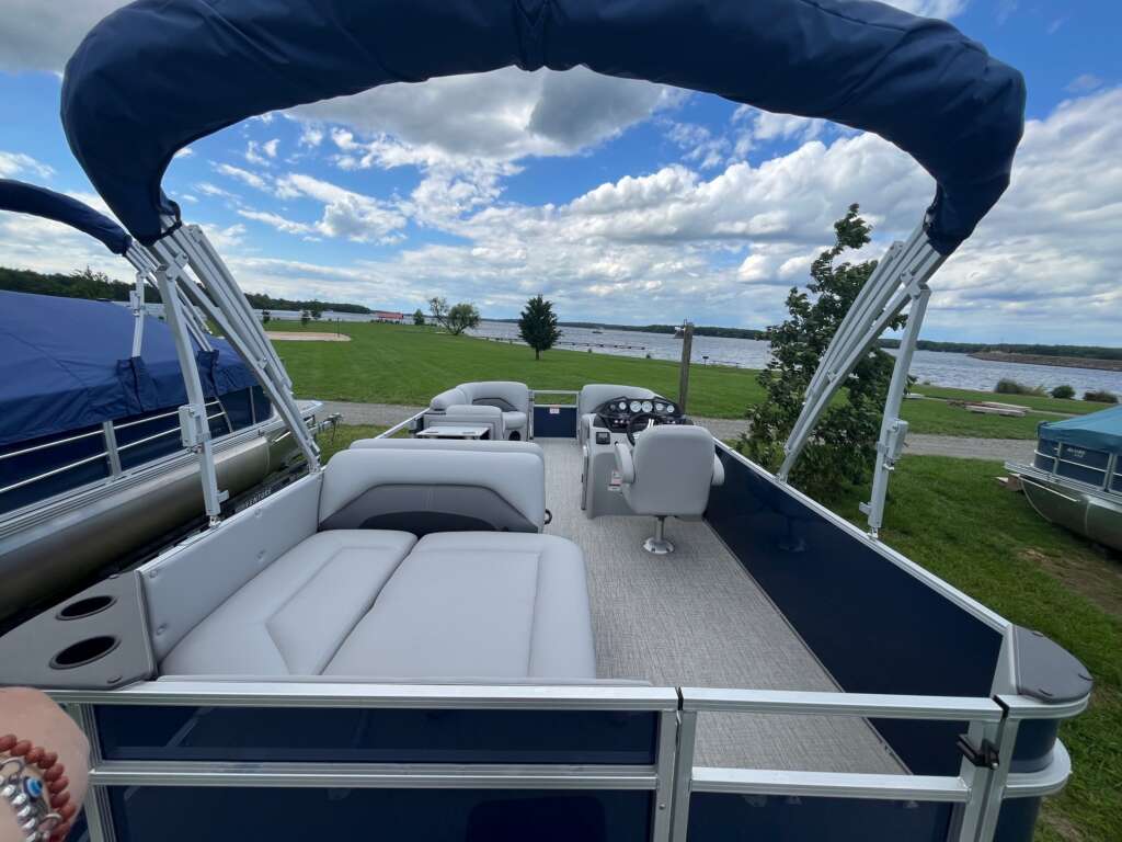 Lake Anna Pontoon Boat Rental 115HP, Seats up to 11, Blue (#24) BRAND NEW! - Image 6